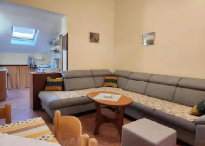 Appartamento Two Bedroom A1 *